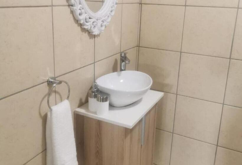 اتاق استاندارد با چشم‌انداز باغ, Comfort E Casa