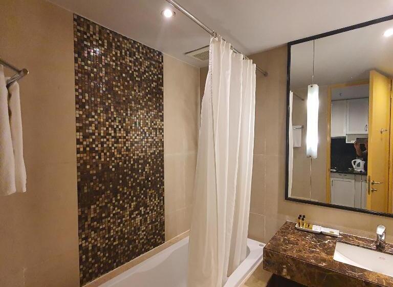 Escritório Premium, Admiral Premier Bangkok