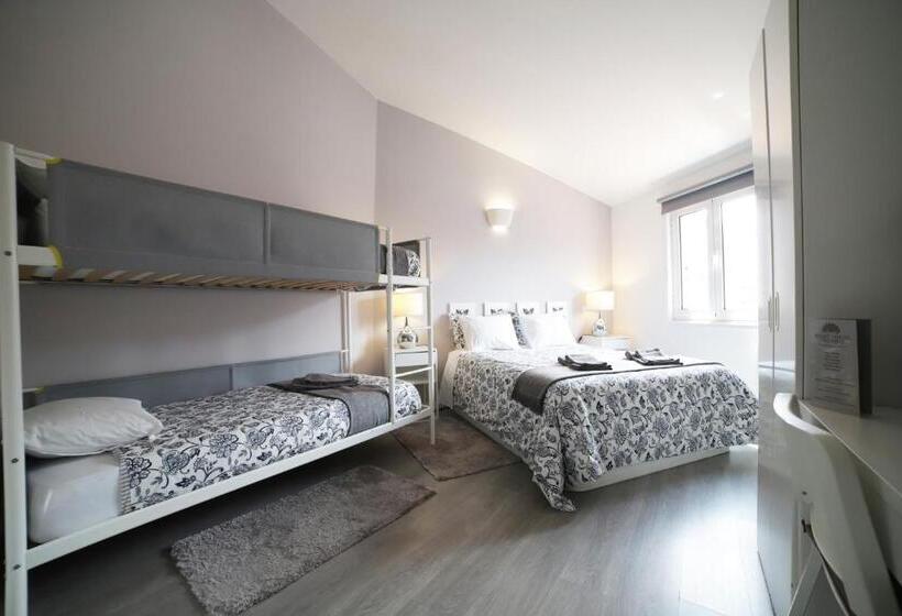 Quarto Familiar, Guest House Triunfo