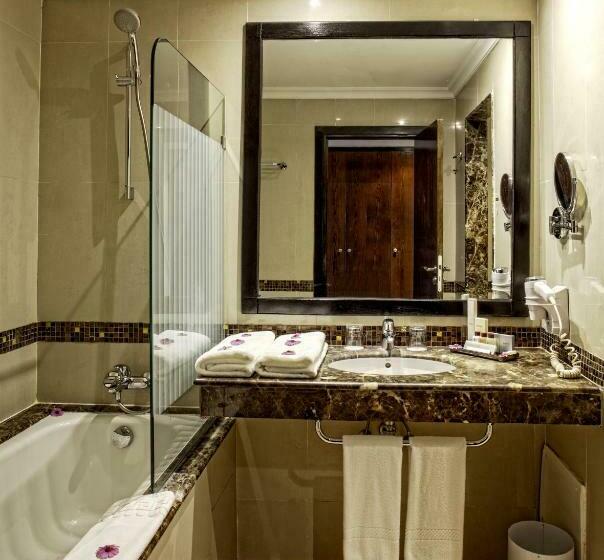 سوئیت سینیور, Palm Plaza Hôtel & Spa