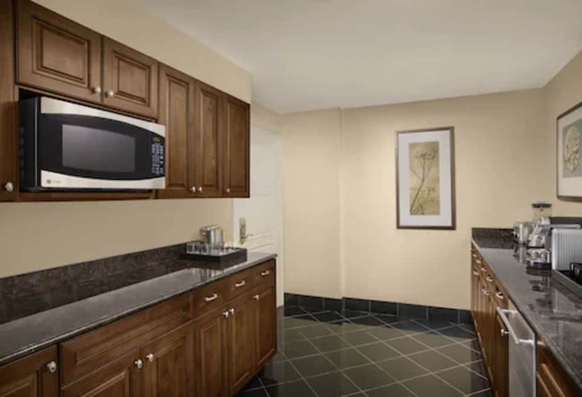 سوئیت پرزیدنت, Waldorf Astoria Orlando   An Official Walt Disney World®