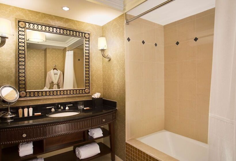سوئیت 2 خوابه, Waldorf Astoria Orlando   An Official Walt Disney World®