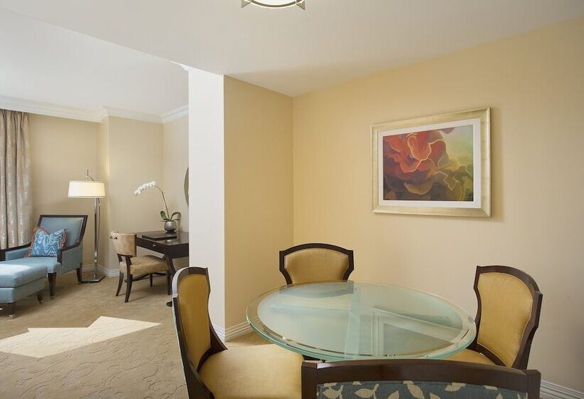 سوئیت 2 خوابه, Waldorf Astoria Orlando   An Official Walt Disney World®