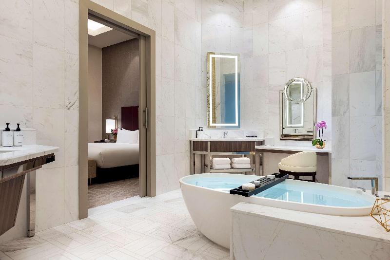 스위트 킹사이즈 침대, Crockfords Las Vegas, Lxr Hotels & Resorts At Resorts World