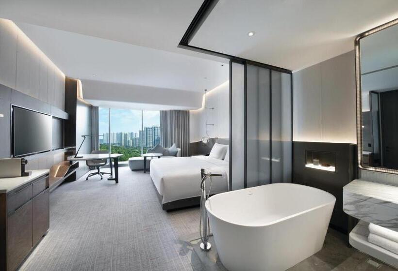 اتاق پرمیوم, Crowne Plaza Wuhan Optics Valley, An Ihg
