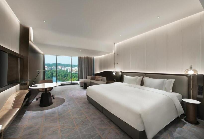 اتاق پرمیوم, Crowne Plaza Wuhan Optics Valley, An Ihg