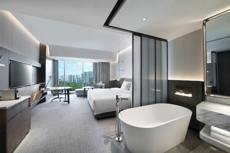 اتاق استاندارد با تخت بزرگ, Crowne Plaza Wuhan Optics Valley, An Ihg