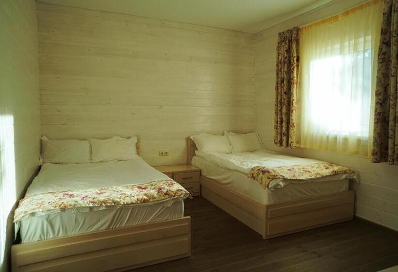 4인용 스탠다드 룸, Perlyna Resort