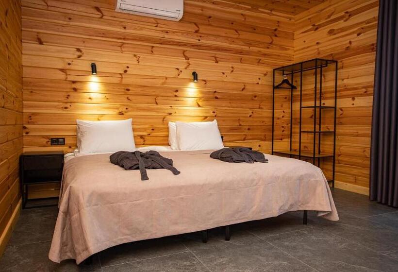 수피리어 방갈로, Perlyna Resort