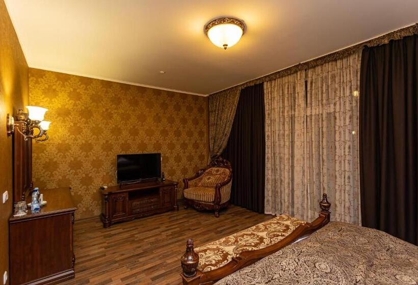 스위트, Perlyna Resort