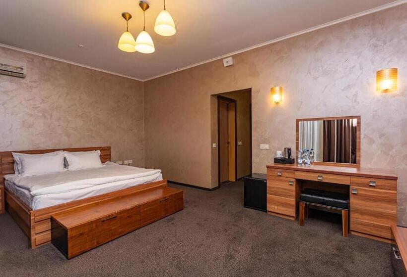 스위트, Perlyna Resort