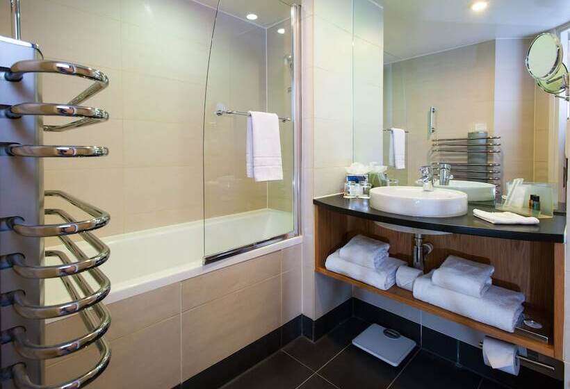 Номер Премиум, Holiday Inn Salisbury   Stonehenge, An Ihg