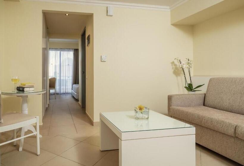 سوئیت جونیور دولوکس با چشم‌انداز باغ, Lindos Village Resort & Spa Adults Only