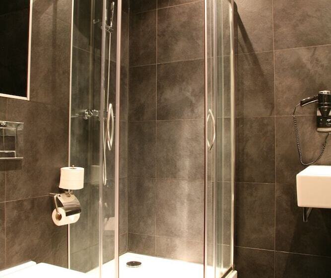 Номер Стандарт Индивидуальный, Post Plaza Hotel & Grand Café