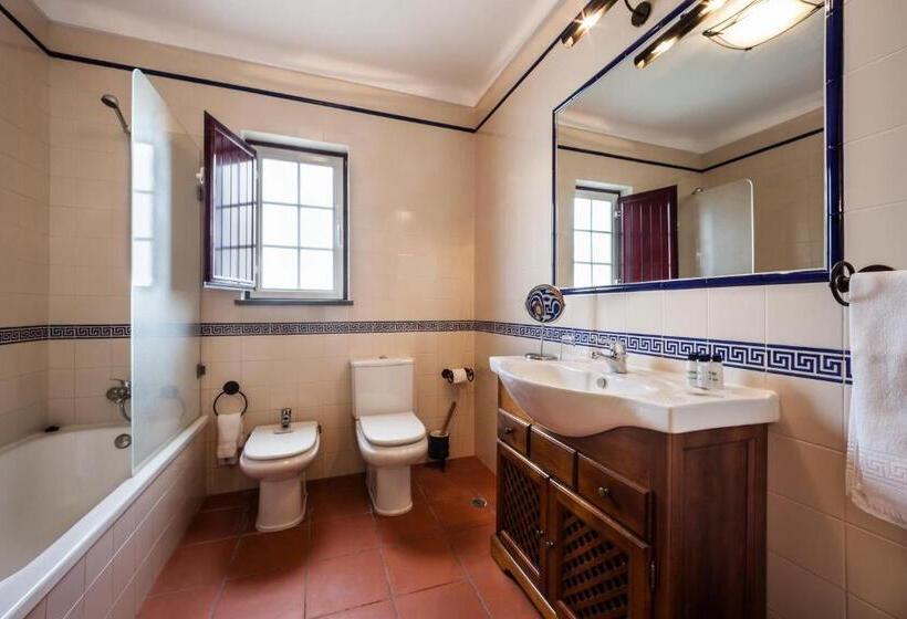 Студия Стандарт, Vila Planicie