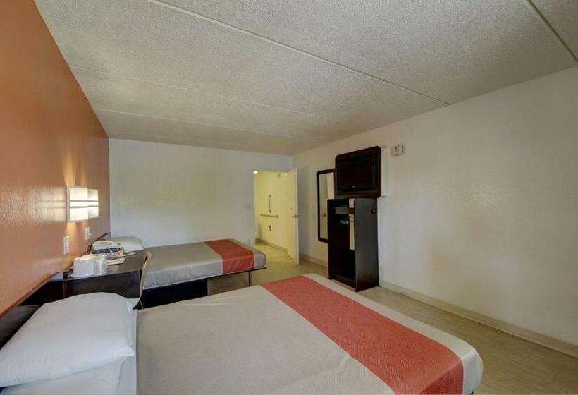 장애인을 위한 스탠다드 룸, Motel 6 San Antonio, Tx  Downtown  Market Square
