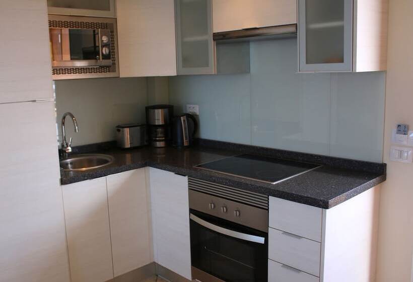 Апартаменты 2 Спальни, Pearly Grey Ocean Club Apartments & Suites