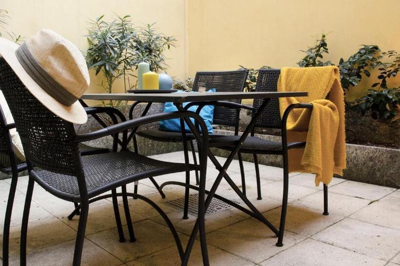 Suite with Terrace, La Corte Fiorita Como