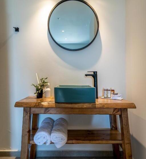 Президентский Люкс, Pignolia Suites   Adults Only