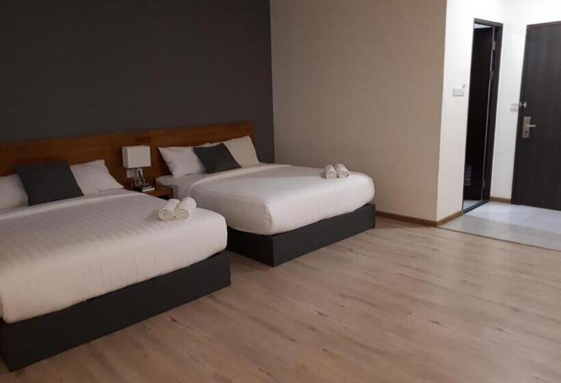 جناح عائلي, Hotin Inn