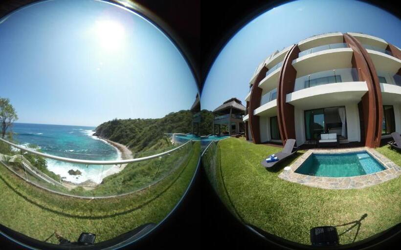 Suite with Pool, Pacific King