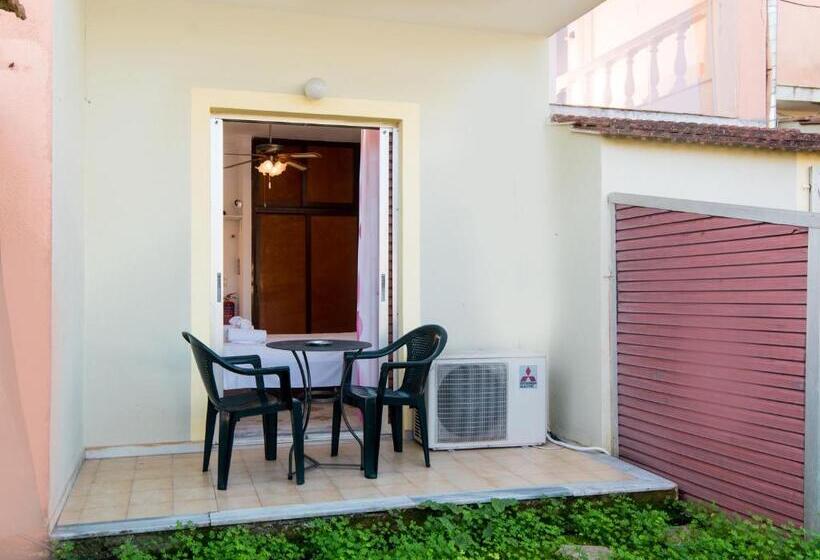 آپارتمان 1 خوابه, Southgate Apartments