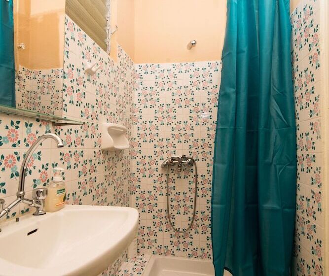 آپارتمان 1 خوابه, Southgate Apartments