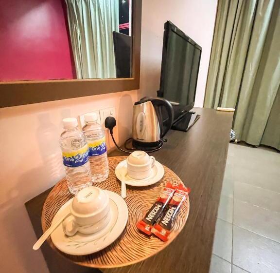 اتاق سوپریور سه تخته, Alh Continental Resort