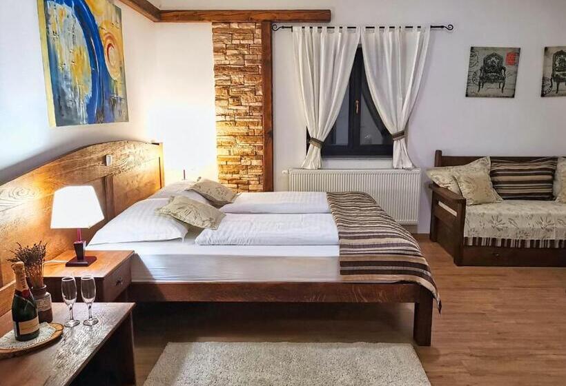 Номер Стандарт Вид на Сад, Etno Garden Exclusive Rooms
