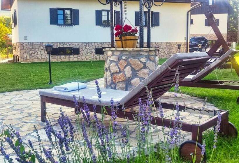 Семейный Номер Вид на Сад, Etno Garden Exclusive Rooms