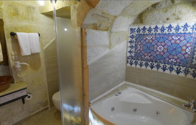 Standard room with outdoor bath, Zuwinasa House
