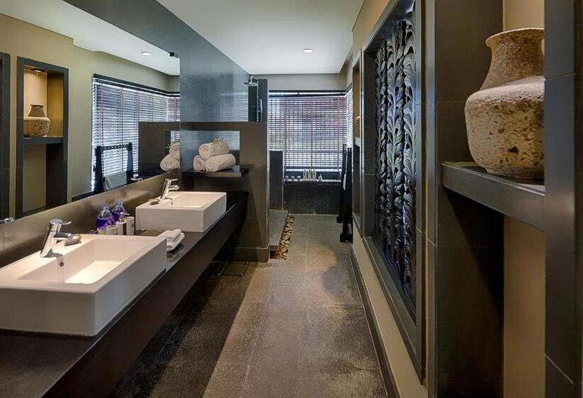 اتاق لوکس با چشم‌انداز دریا, Anantara Mui Ne Resort
