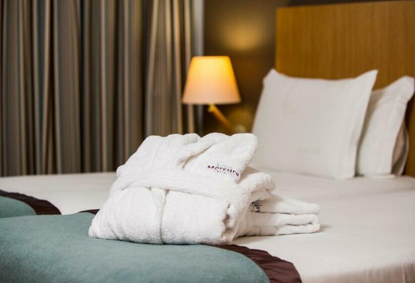 Номер Престиж, Mercure Lisboa Almada
