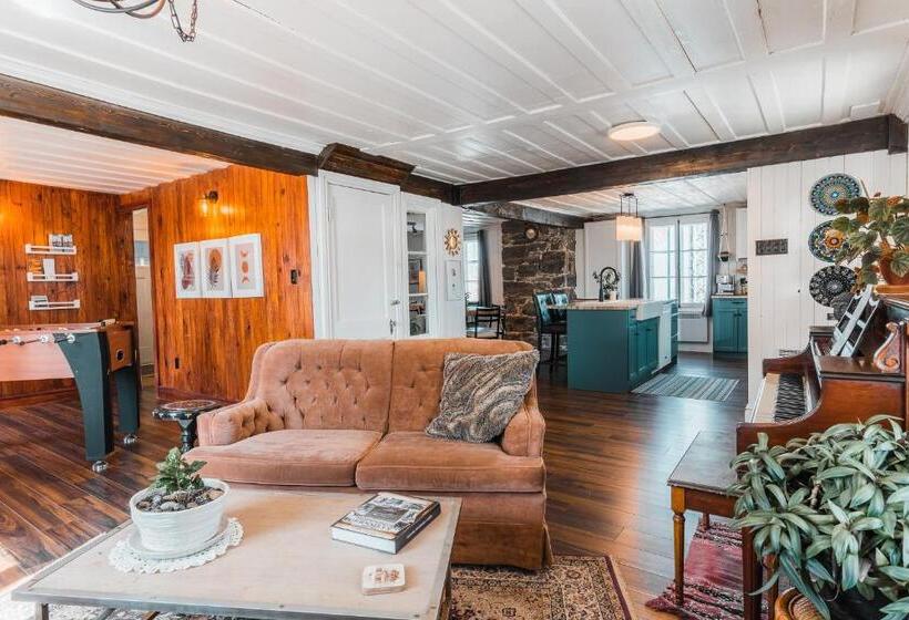 Дом 4 Спальни, Auberge De L'ouest
