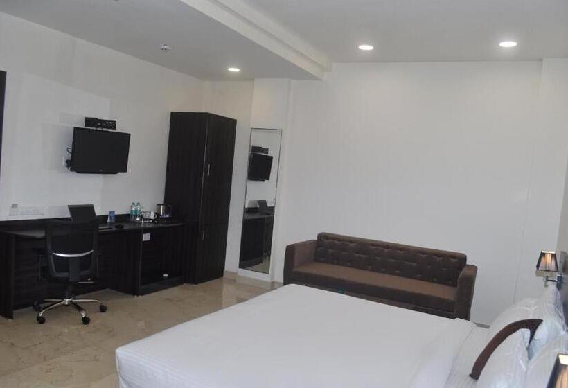 Quarto Deluxe, Centrum
