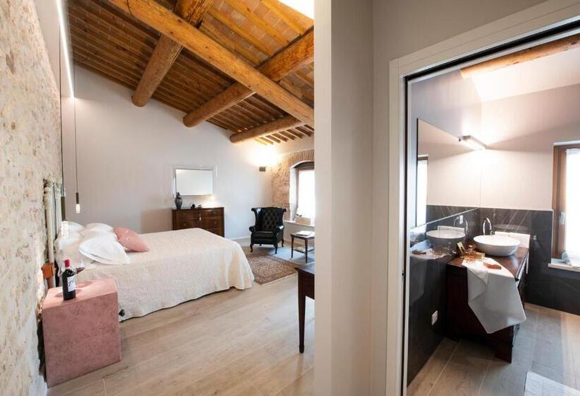 Люкс Повышенной Комфортности, Magari Estates Boutique