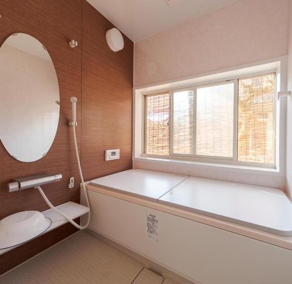 Quarto Economy Individual, ゲストハウス メグルヤ 中山道柏原宿