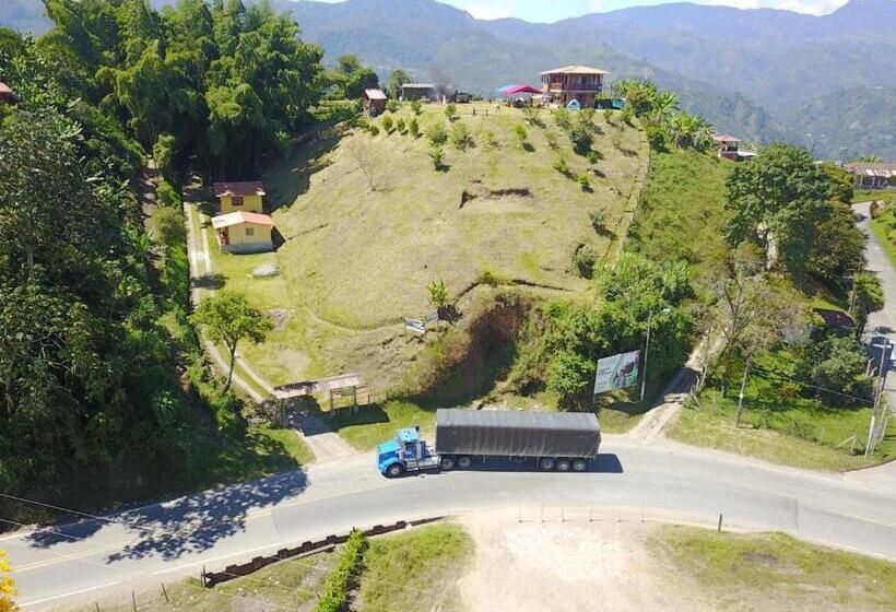 Quarto Triplo Estandar, Alojamiento Campestre Cabañas Mirador Ingrumá Riosucio Caldas