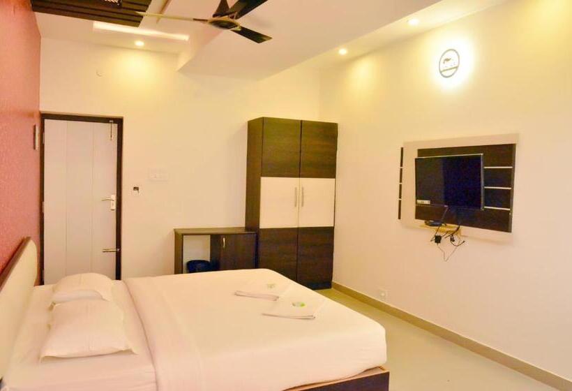 Номер Deluxe, Ambai Grand