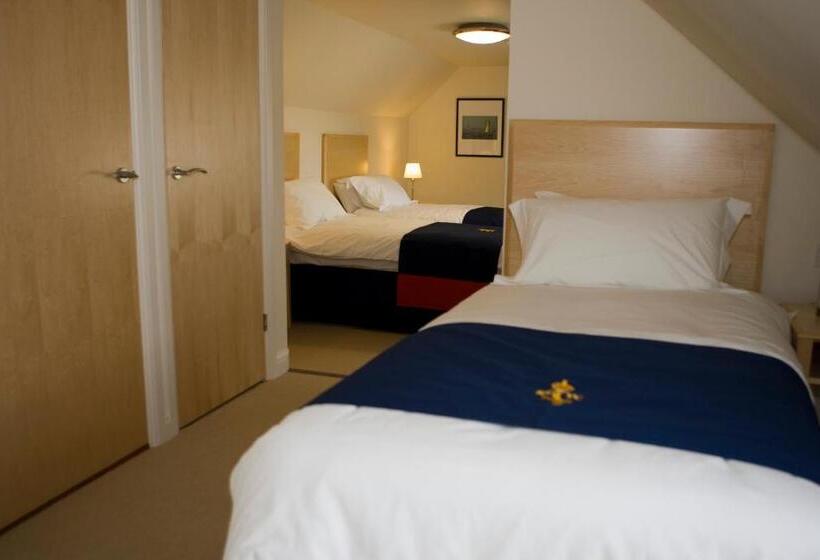 Номер Стандарт Трехместный, Royal Southern Yacht Club