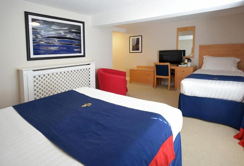 Номер Стандарт Трехместный, Royal Southern Yacht Club