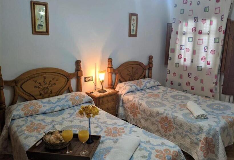 Номер Стандарт, Hostal Moraima