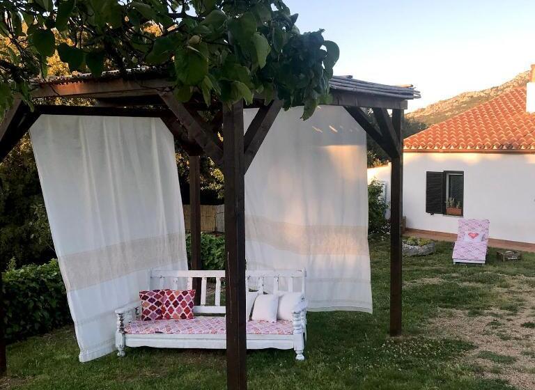اتاق استاندارد, B&b La Tasgia