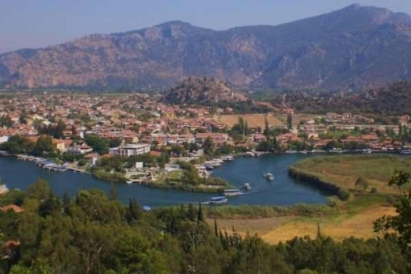 اتاق استاندارد سه نفره, Rose Pension