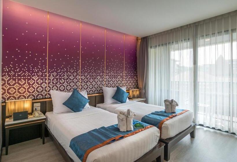 اتاق لوکس با چشم‌انداز استخر, Ananta Burin Resort   Sha Extra Plus