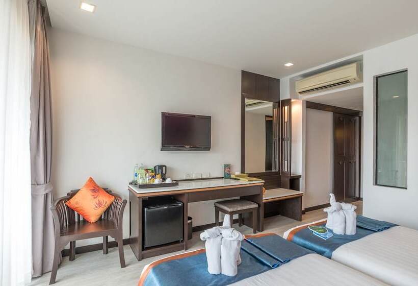 اتاق لوکس با چشم‌انداز استخر, Ananta Burin Resort   Sha Extra Plus