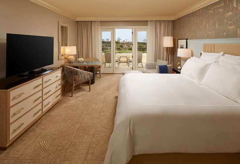 Стандартный Номер Кровать Кинг, Hilton Dalaman Sarigerme Resort & Spa