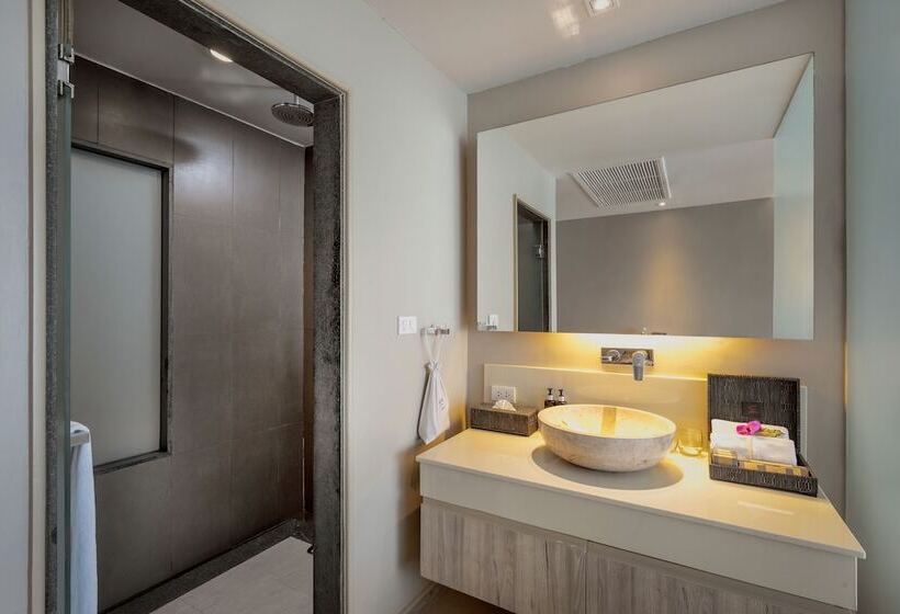 디럭스 룸 바다 전망, Cape Sienna Phuket Gourmet Hotel & Villas   Sha Extra Plus