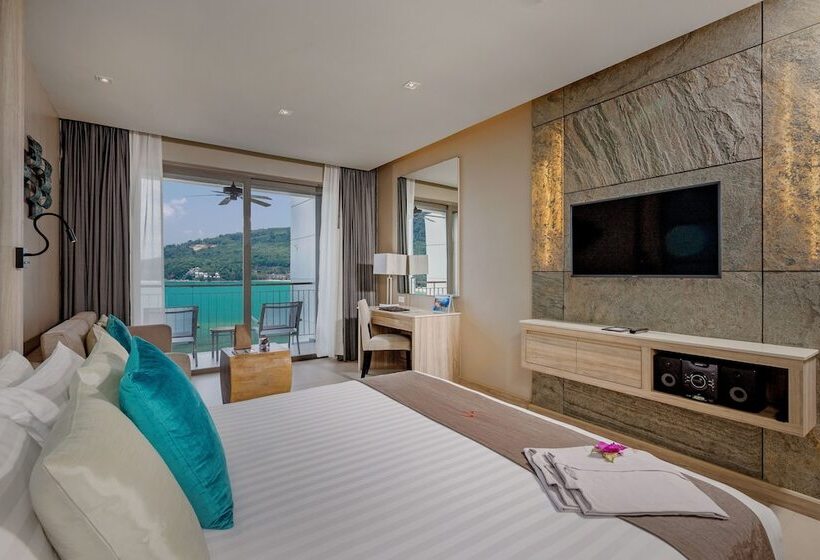 디럭스 룸 바다 전망, Cape Sienna Phuket Gourmet Hotel & Villas   Sha Extra Plus