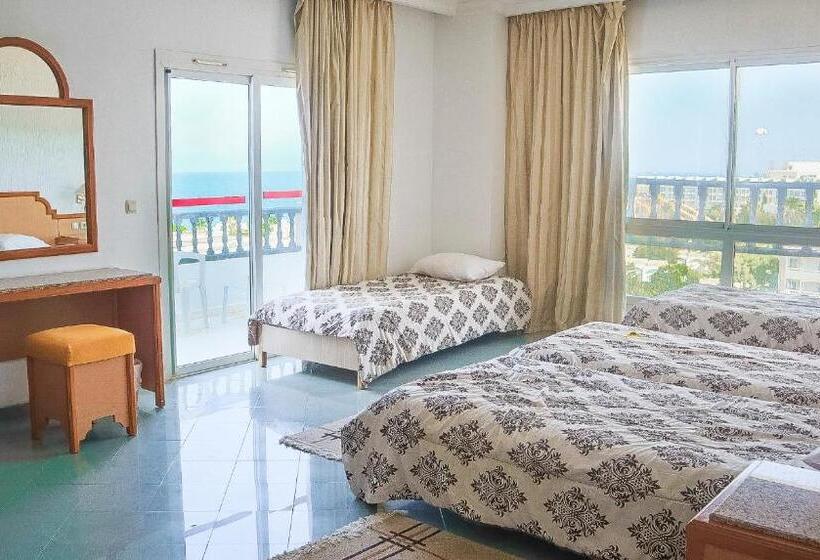 اتاق استاندارد چهارنفره با بالکن, Royal Jinene Sousse